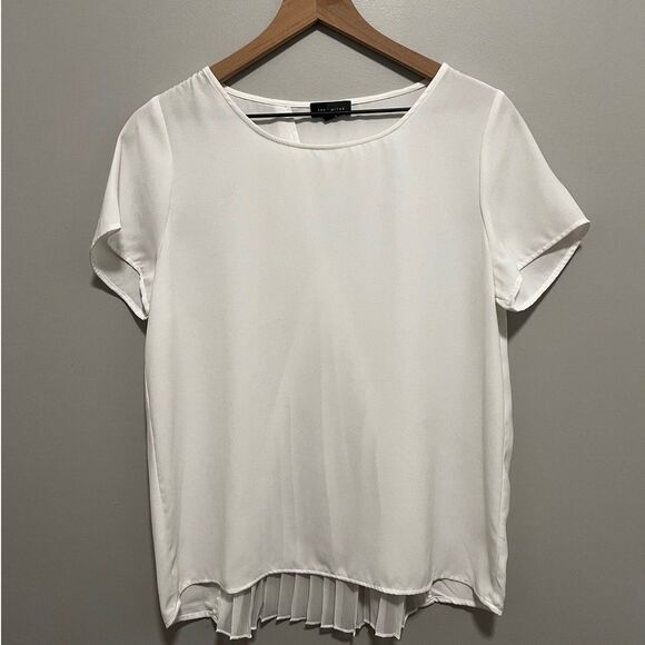 Women's White Blouse with Pleated Back Short Sleeve by The Limited Size Small - Picture 1 of 8
